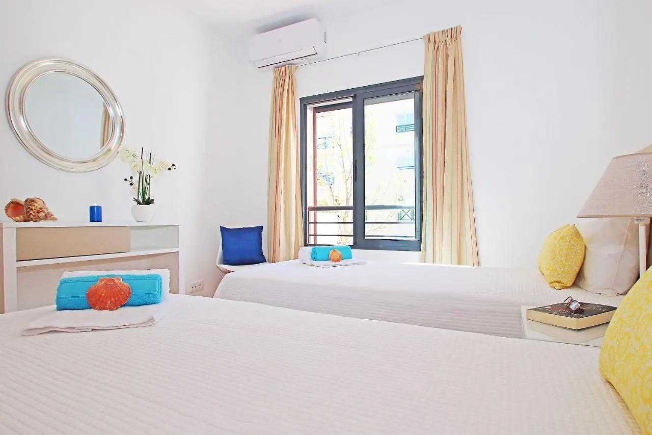 Apartment Caracas 2 By Algarve Vacation 알부페이라 0*,  포르투갈