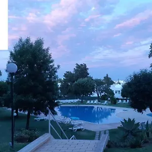 Jeannie's Oura Estrela Albufeira